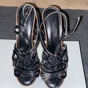 Jessica Simpson Genaviv heels